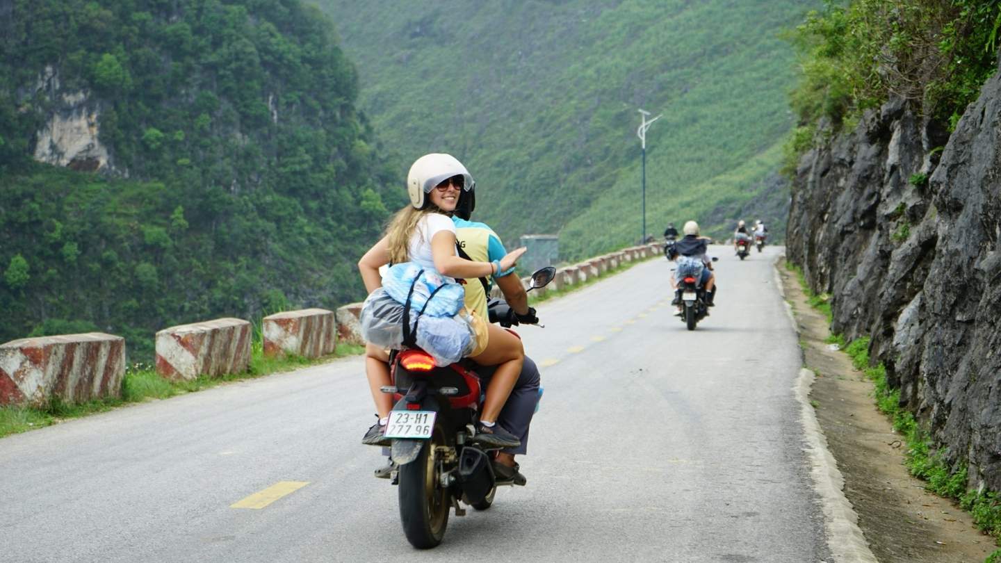 Ha Giang Loop motorbike tour takes you through breathtaking mountain landscapes