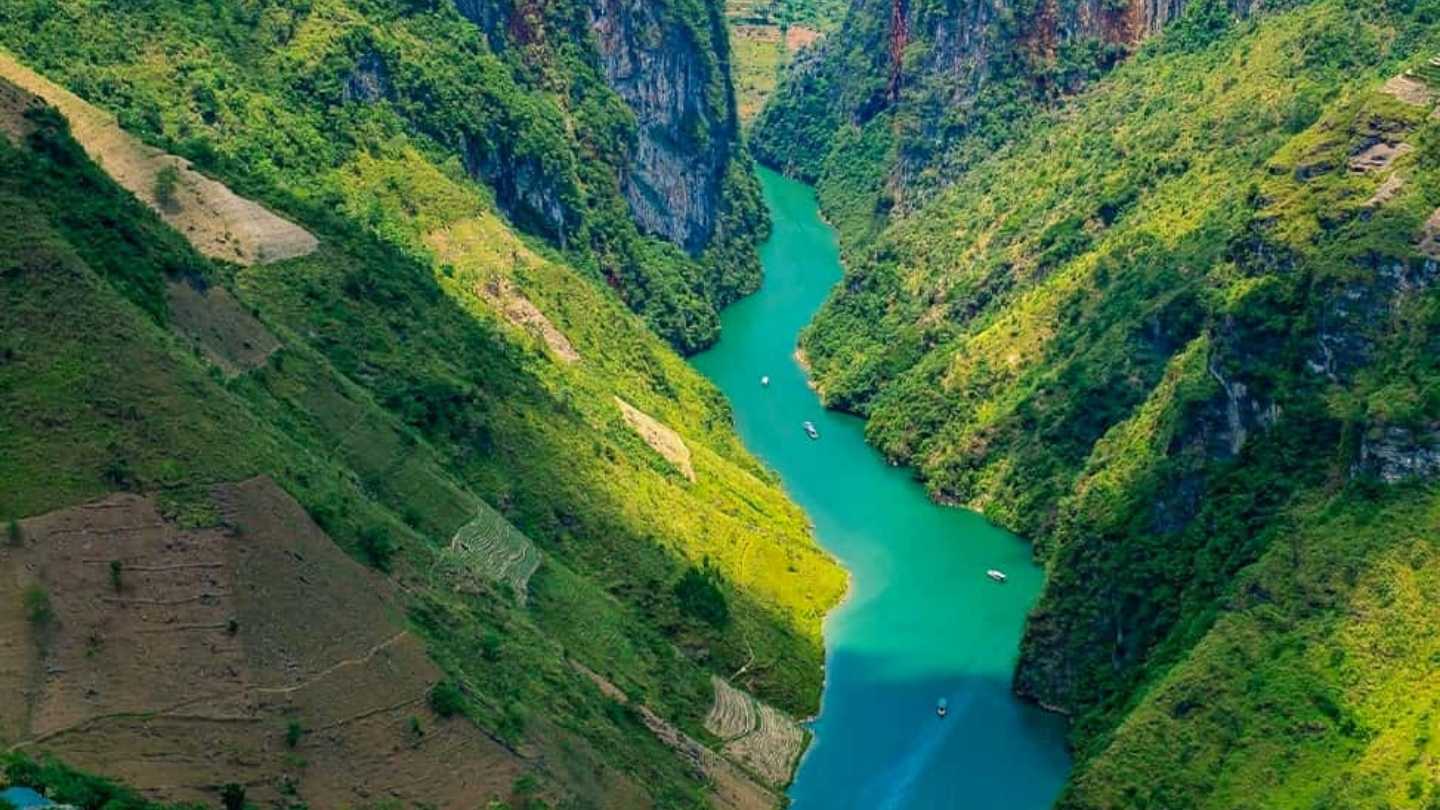 Peaceful moments by Nho Que River Ha Giang