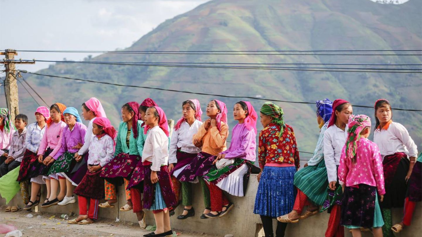 Experience local dances at Khau Vai Love Market