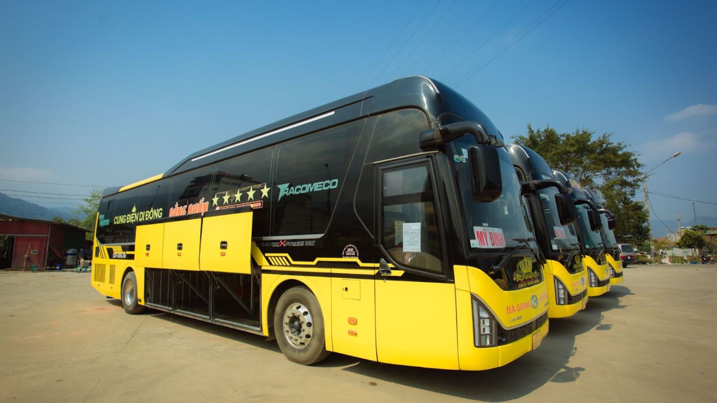 Safe and affordable Hanoi to Ha Giang sleeper bus