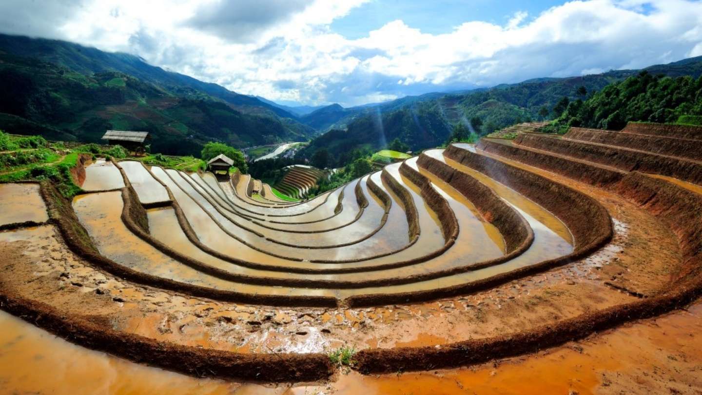 Ha Giang Loop best time of year offers stunning views