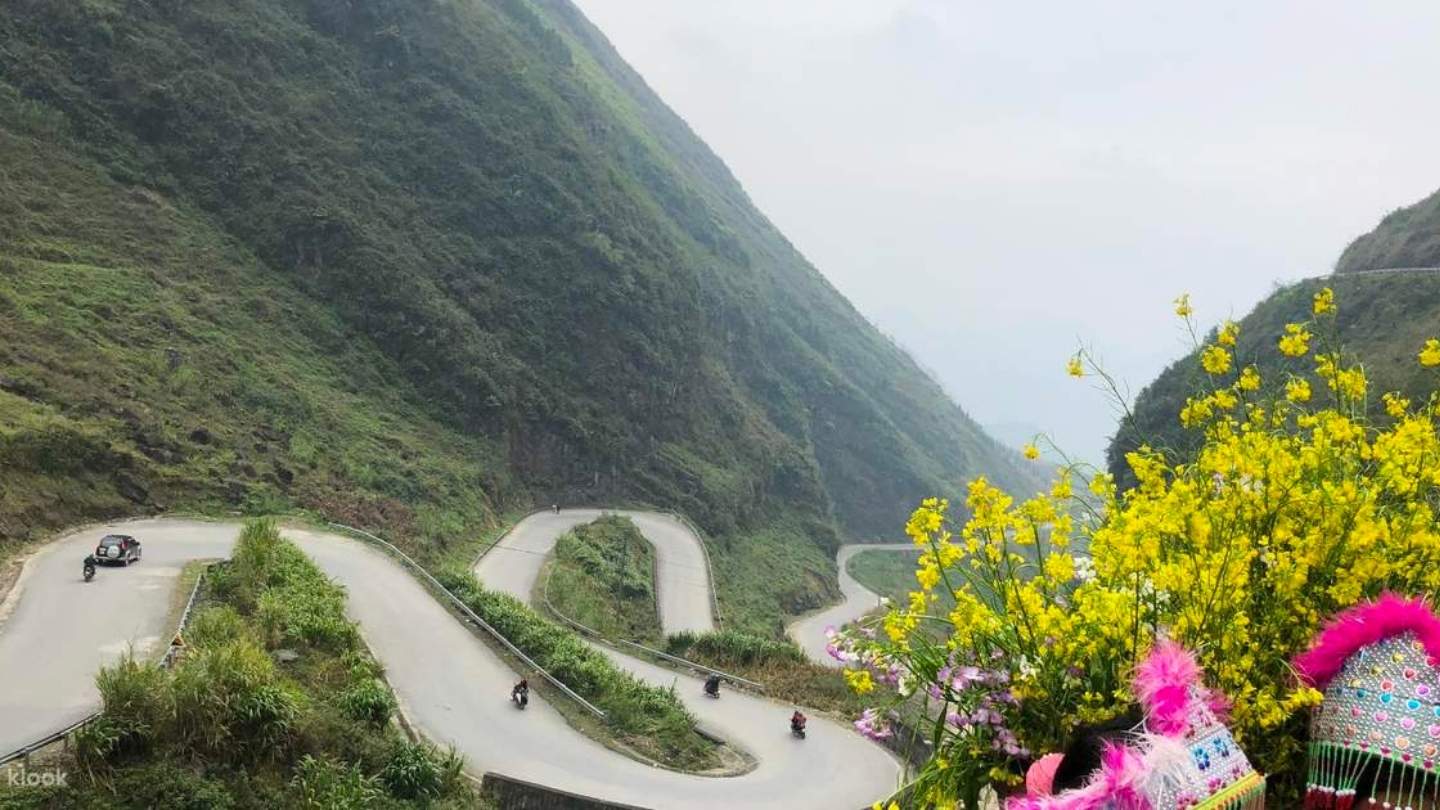  How to get to Ha Giang from Hanoi by bus