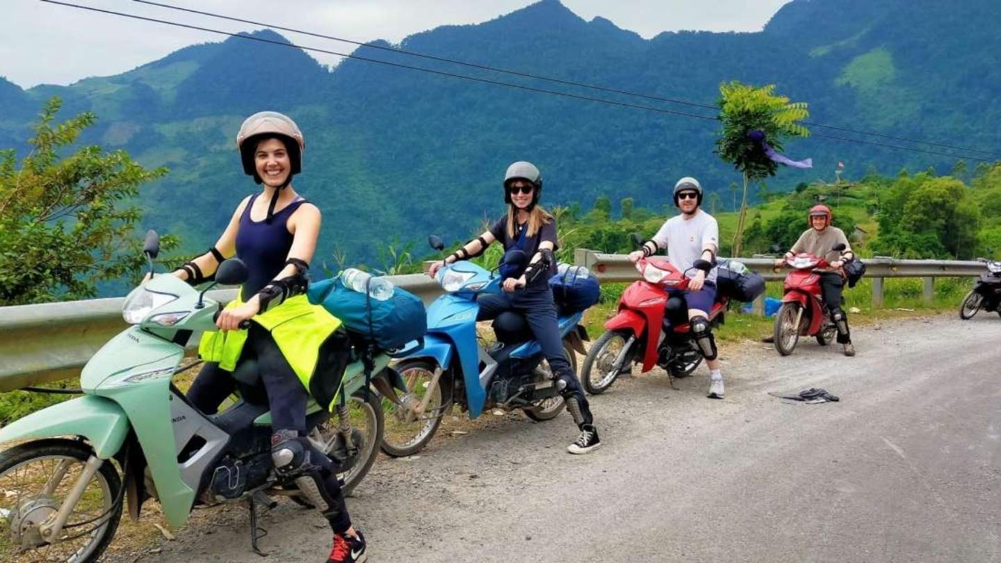 Explore the beauty on Ha Giang Loop Motorbike