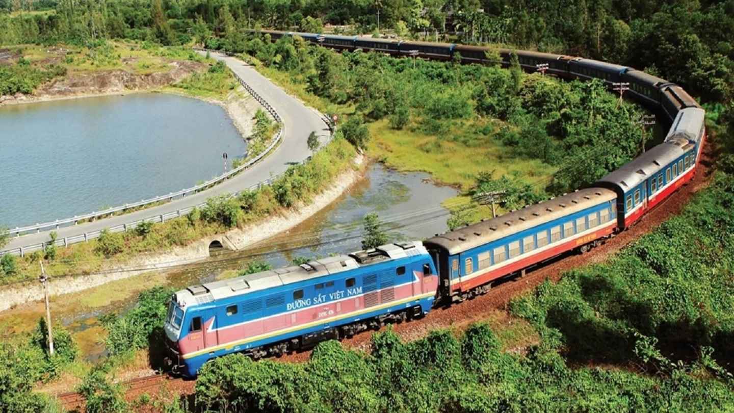 Enjoy a comfortable train from Hanoi to Ha Giang