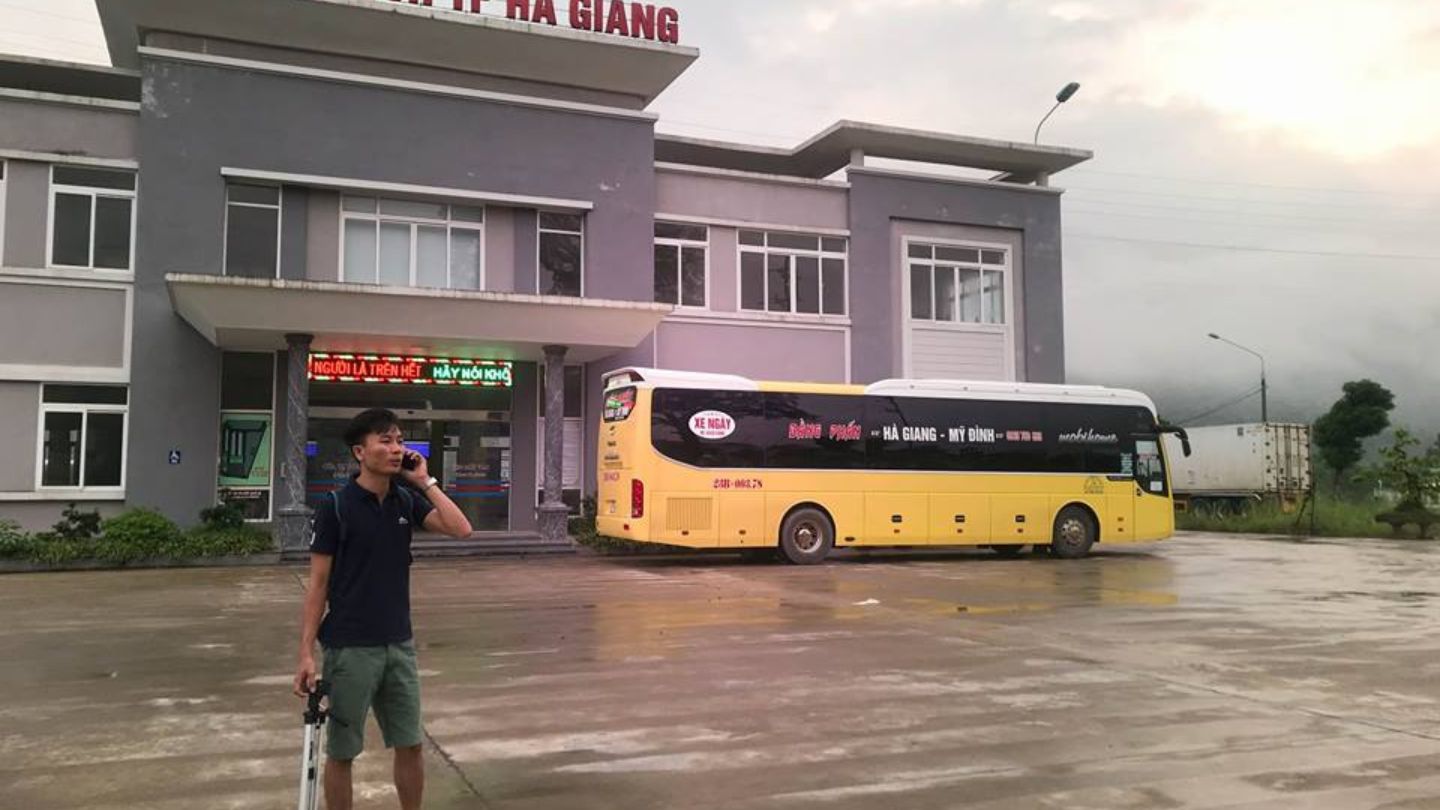 Ha Giang Bus Station busy with travelers