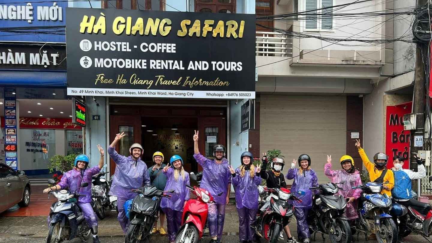 Explore Ha Giang with safari hostel motorbike rental