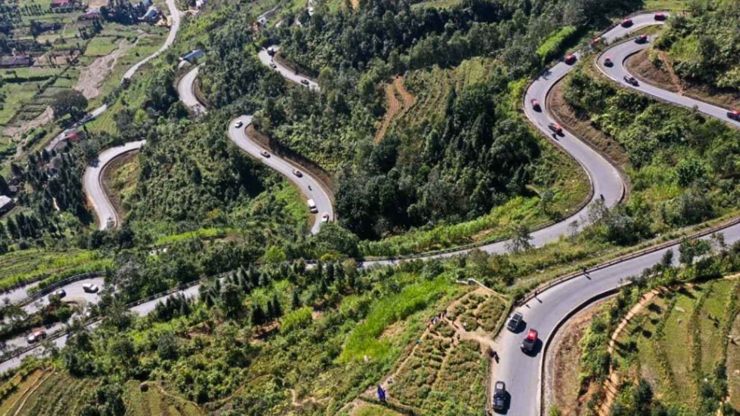 Ha Giang Loop Motorbike journey through winding roads