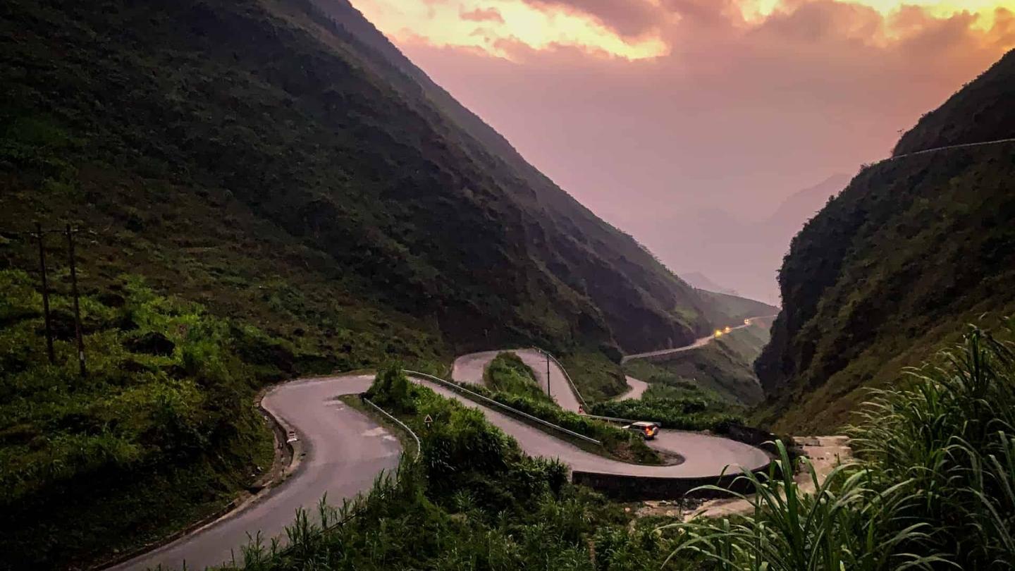 Beautiful landscapes await in Ha Giang Loop July