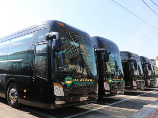 Ha Giang limousine bus