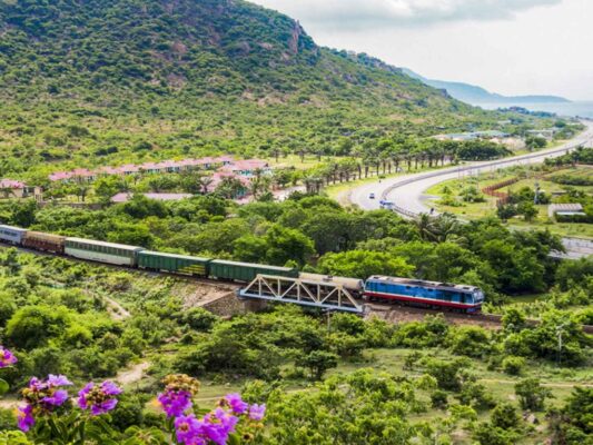 Train from Hanoi to Ha Giang offers scenic views