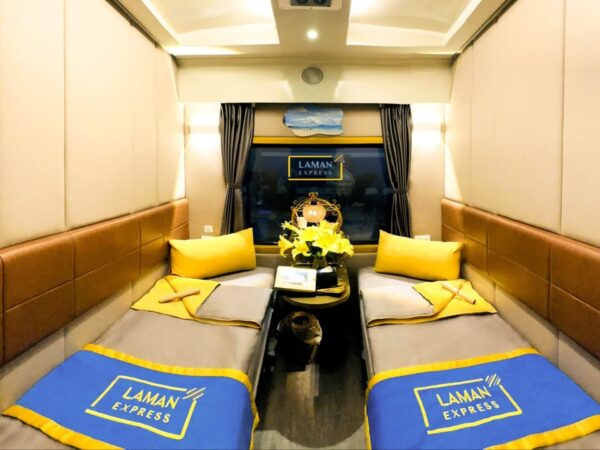 laman express train premium cabin | Ha Giang Nomad