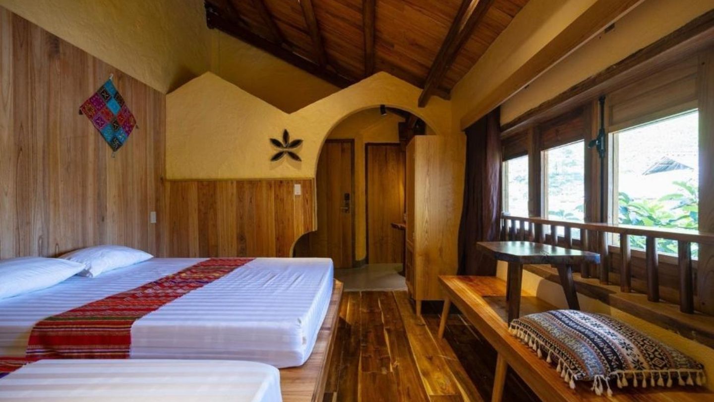 Ha Giang Go Hostel offers cozy rooms