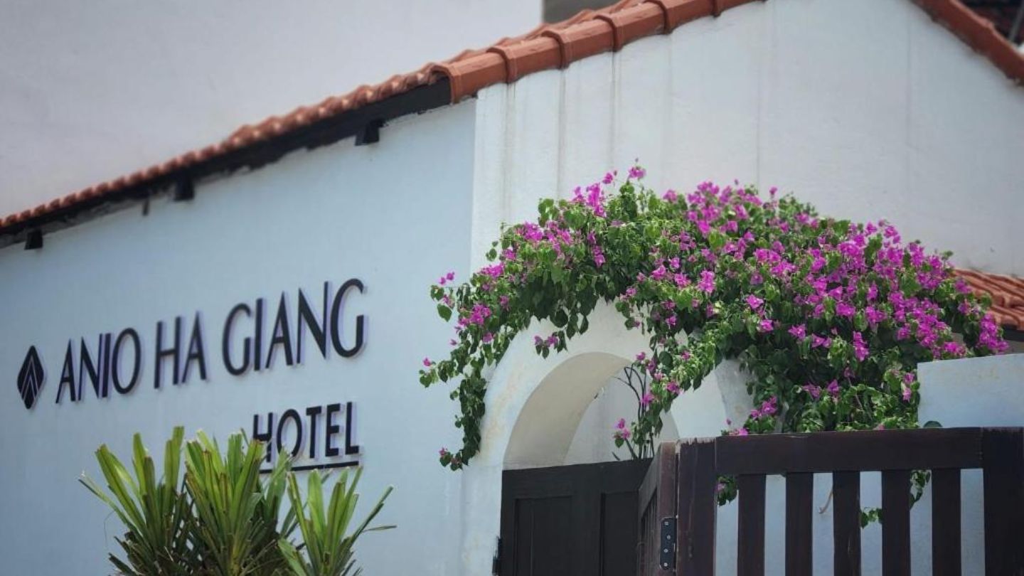 Enjoy a peaceful stay at Anio Ha Giang Hotel