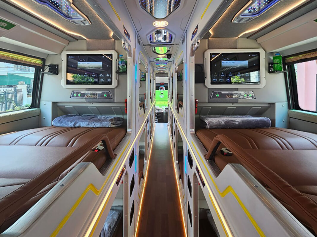 HK Open Tour: Sapa - Ninh Binh VIP Cabin Bus